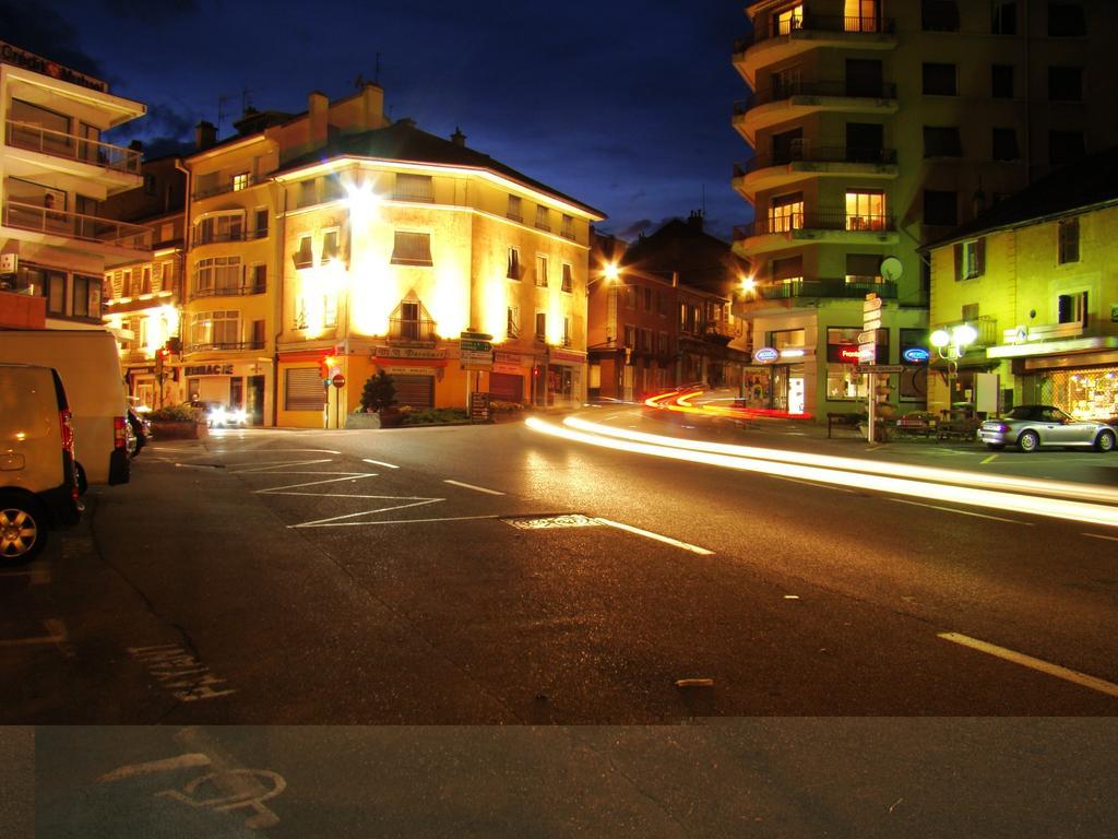 Hotel Pierre Blanche Chatillon-en-Michaille ภายนอก รูปภาพ