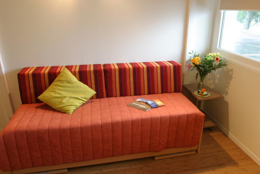 Hotel Pierre Blanche Chatillon-en-Michaille ห้อง รูปภาพ
